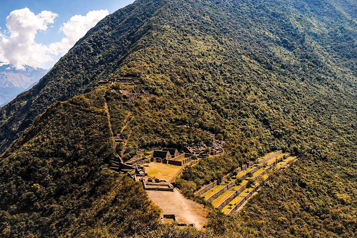 camino-inca-express-ruinas-incas-montana-andes-royal-adventure-peru-hero.jpg