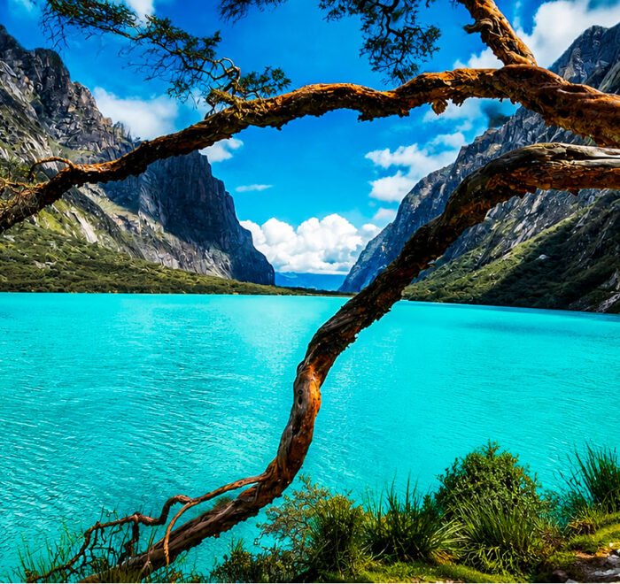laguna turquesa en huaraz peru paisaje andino montañas lago azul naturaleza aventura trekking cordillera